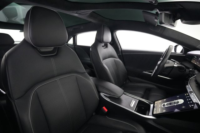 2022 Lucid Air — photo 18 of 21