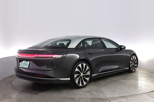 2022 Lucid Air — photo 2 of 21