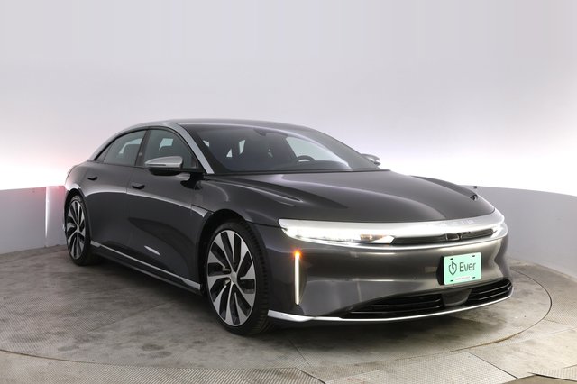 2022 Lucid Air — photo 10 of 21