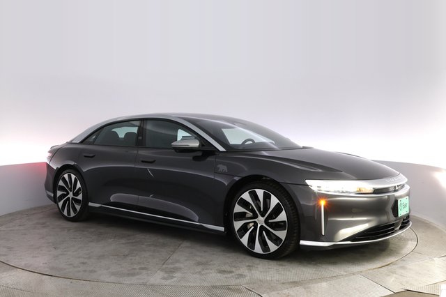 2022 Lucid Air — photo 11 of 21