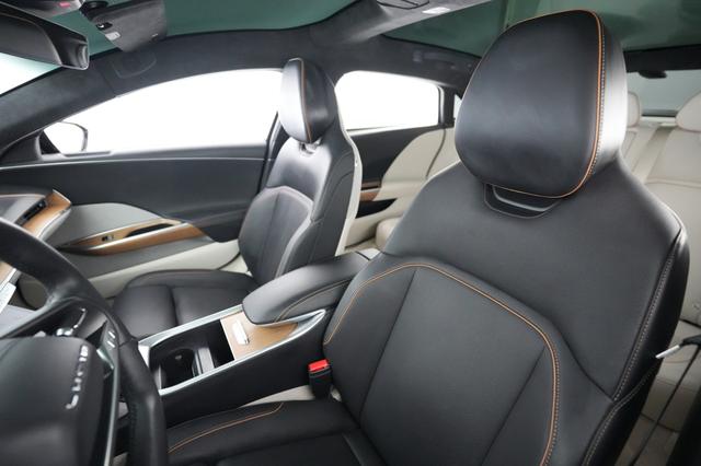 2023 Lucid Air — photo 3 of 24