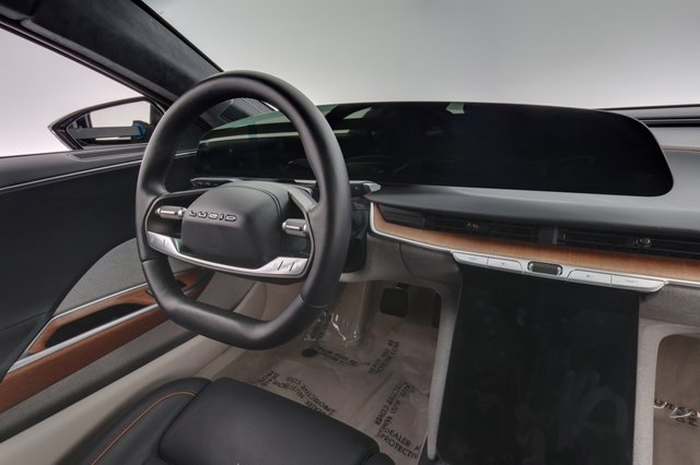 2023 Lucid Air — photo 20 of 24