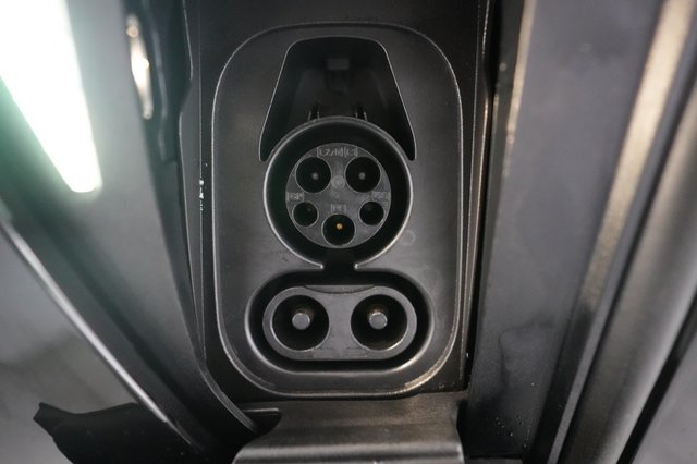 2023 Lucid Air — photo 8 of 24