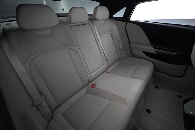 2023 Lucid Air — photo 4 of 24