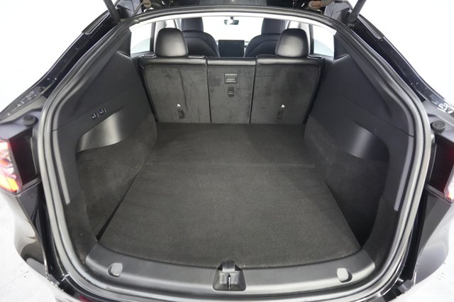 2022 Tesla Model Y — photo 6 of 34