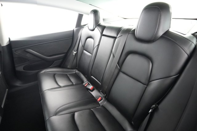 2021 Tesla Model 3 — photo 19 of 26