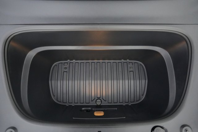 2026 Tesla Model Y — photo 23 of 24
