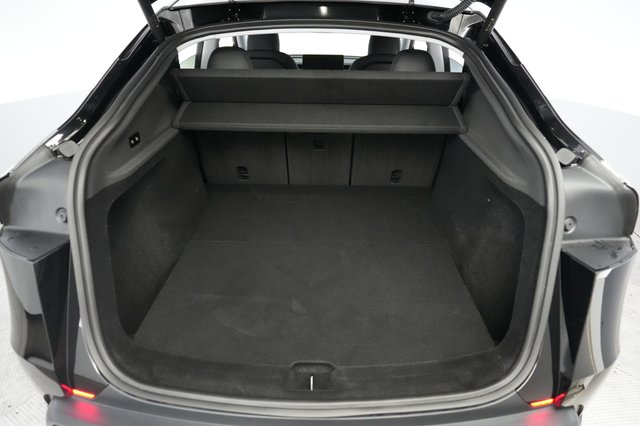 2026 Tesla Model Y — photo 6 of 24