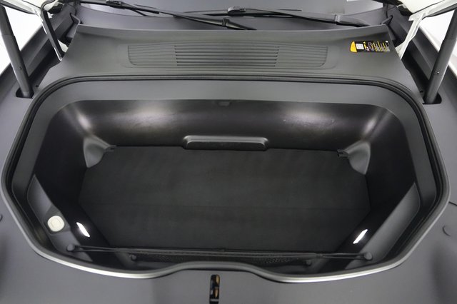 2023 Rivian R1S — photo 25 of 28