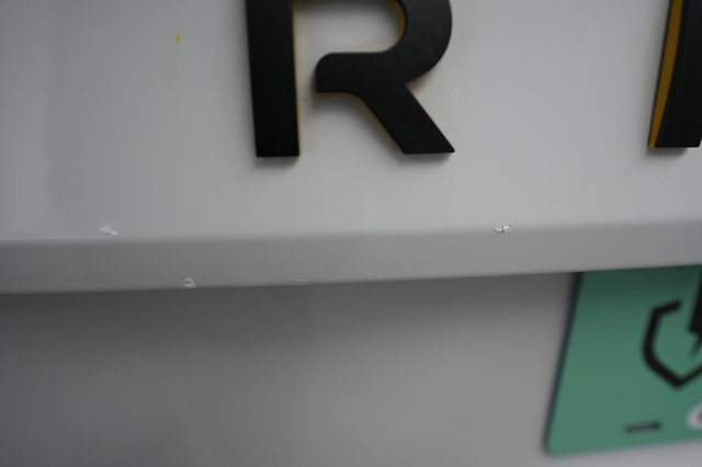 2023 Rivian R1S — photo 27 of 28
