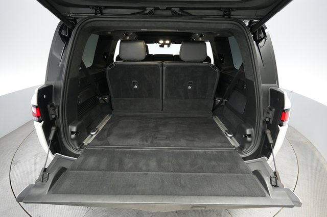 2023 Rivian R1S — photo 6 of 28