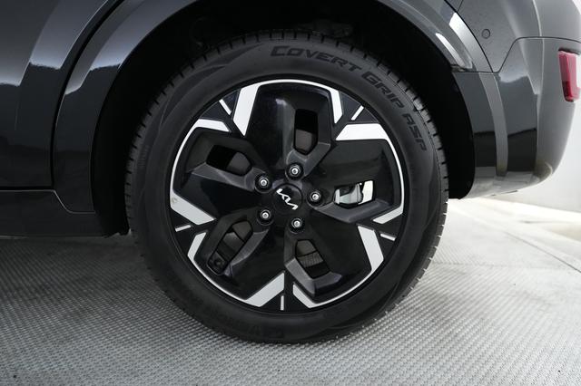 2023 Kia Niro EV — photo 7 of 26