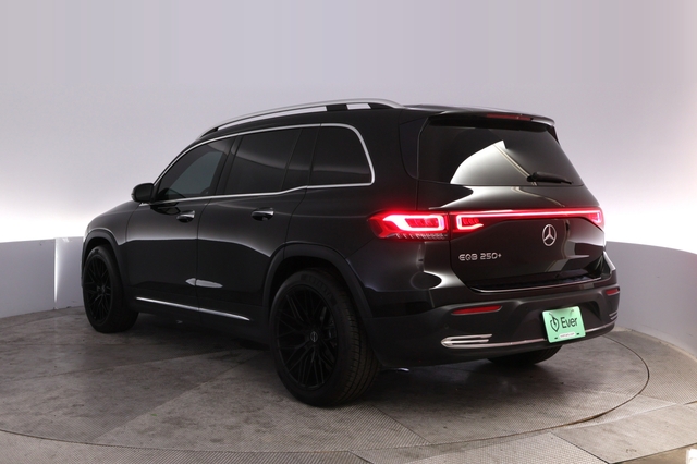 2023 Mercedes-Benz EQB