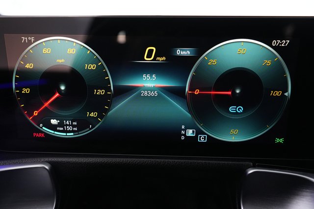 2023 Mercedes-Benz EQB — photo 5 of 23