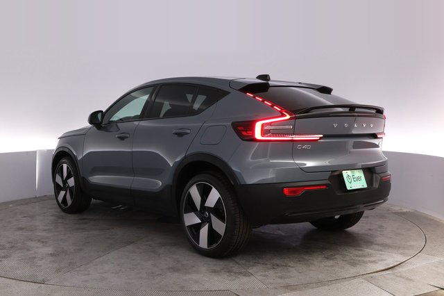 2023 Volvo C40 Recharge — photo 13 of 24