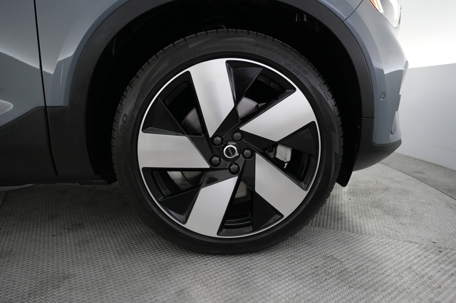 2023 Volvo C40 Recharge