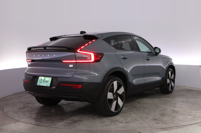 2023 Volvo C40 Recharge — photo 2 of 24