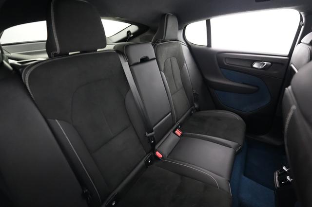 2023 Volvo C40 Recharge — photo 4 of 24