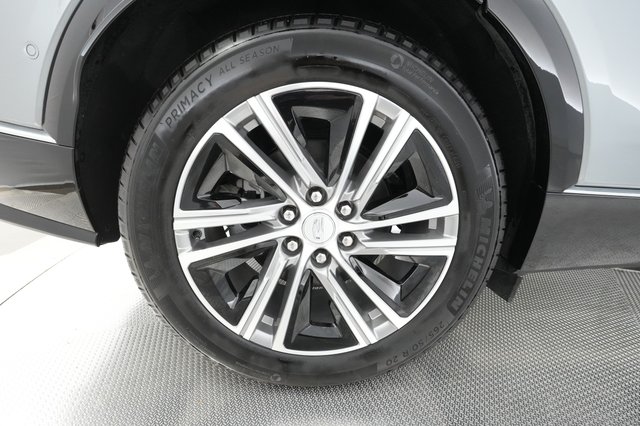 2024 Cadillac LYRIQ — photo 14 of 30