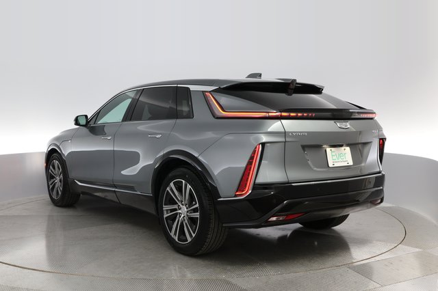 2024 Cadillac LYRIQ — photo 8 of 30