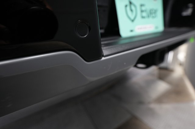 2024 GMC Sierra EV — photo 14 of 19