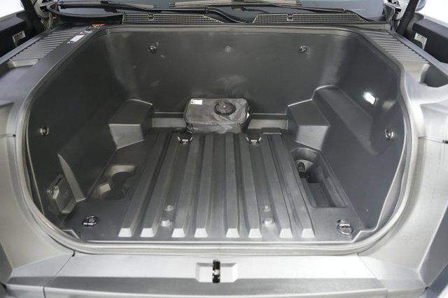 2024 GMC Sierra EV — photo 13 of 19