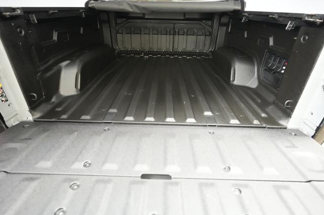 2024 GMC Sierra EV — photo 6 of 19