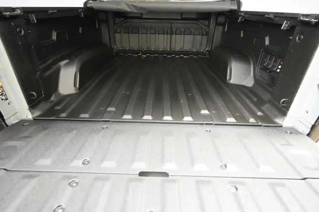 2024 GMC Sierra EV — photo 6 of 19