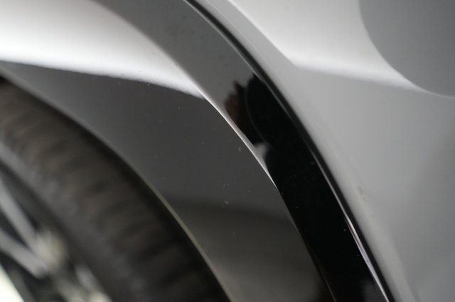 2024 GMC Sierra EV — photo 16 of 19
