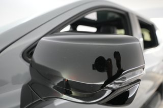 2024 GMC Sierra EV — photo 18 of 19