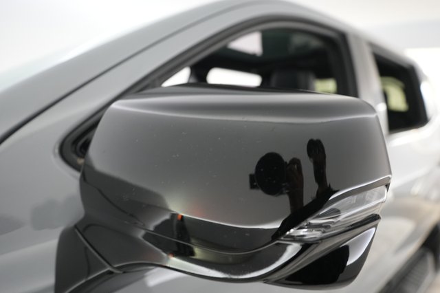 2024 GMC Sierra EV — photo 18 of 19
