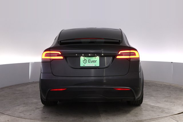 2024 Tesla Model X — photo 12 of 21