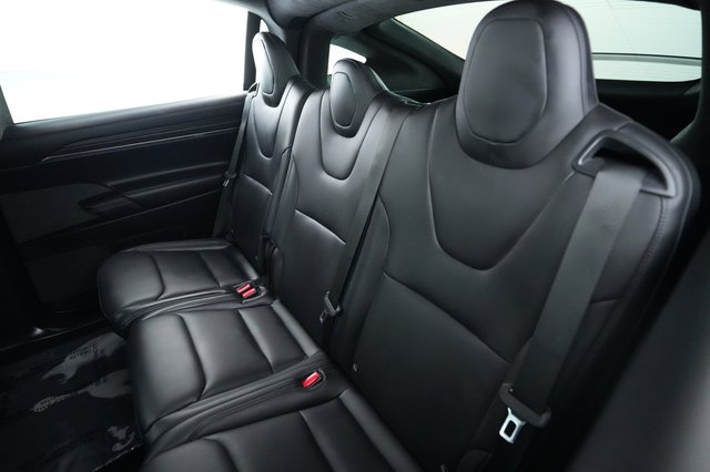 2024 Tesla Model X — photo 19 of 21