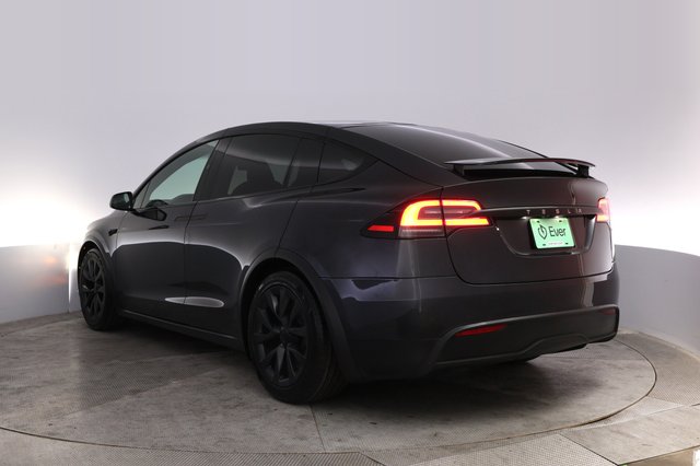 2024 Tesla Model X — photo 13 of 21