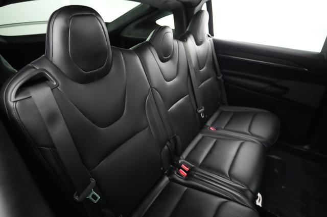 2024 Tesla Model X — photo 4 of 21