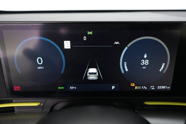 2024 Hyundai Kona Electric — photo 5 of 21