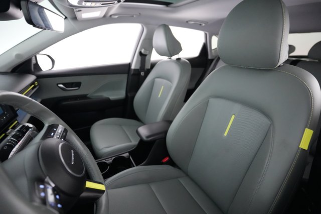 2024 Hyundai Kona Electric — photo 3 of 21