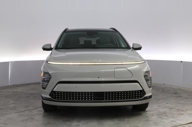 2024 Hyundai Kona Electric — photo 9 of 21
