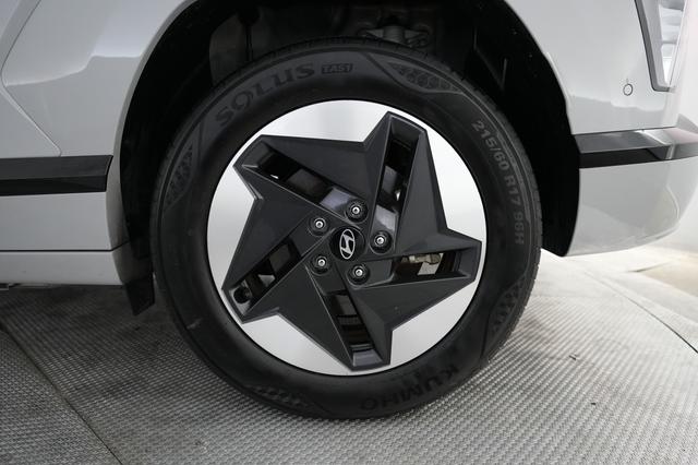 2024 Hyundai Kona Electric — photo 7 of 21