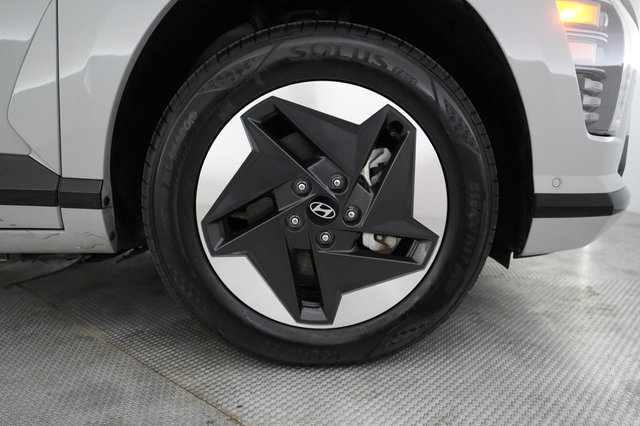 2024 Hyundai Kona Electric — photo 16 of 21