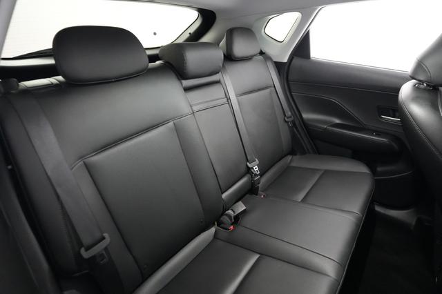 2024 Hyundai Kona Electric — photo 4 of 24