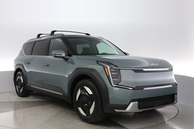 2024 Kia EV9 — photo 10 of 23
