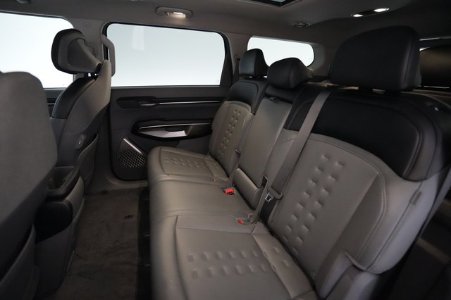 2024 Kia EV9 — photo 19 of 23