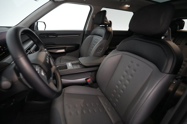 2024 Kia EV9 — photo 3 of 23