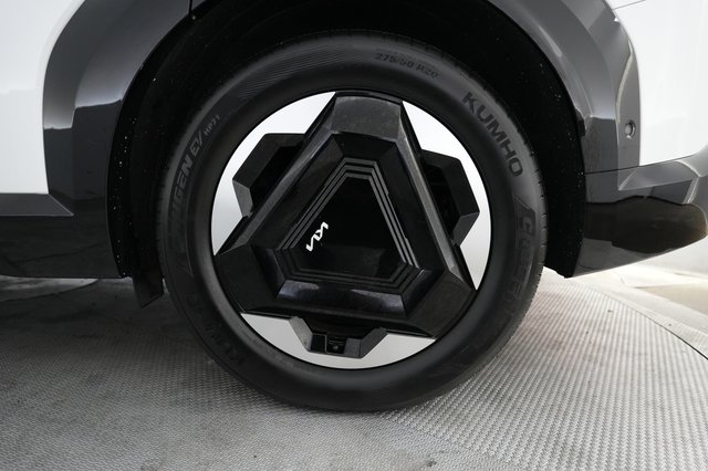 2024 Kia EV9 — photo 7 of 30