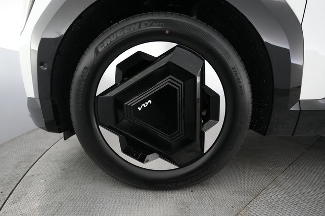 2024 Kia EV9 — photo 15 of 30