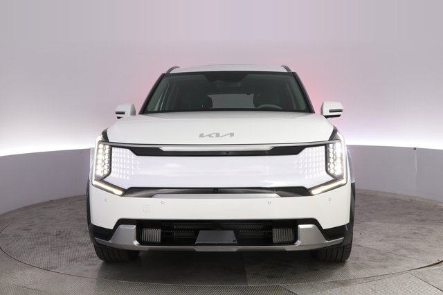 2024 Kia EV9 — photo 9 of 30
