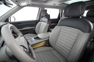 2024 Kia EV9 — photo 3 of 30