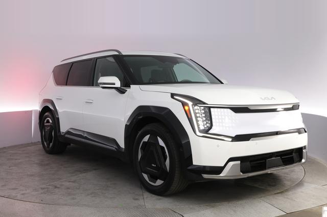 2024 Kia EV9 — photo 10 of 30