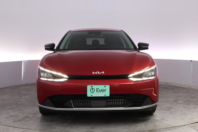 2024 Kia EV6 — photo 9 of 30